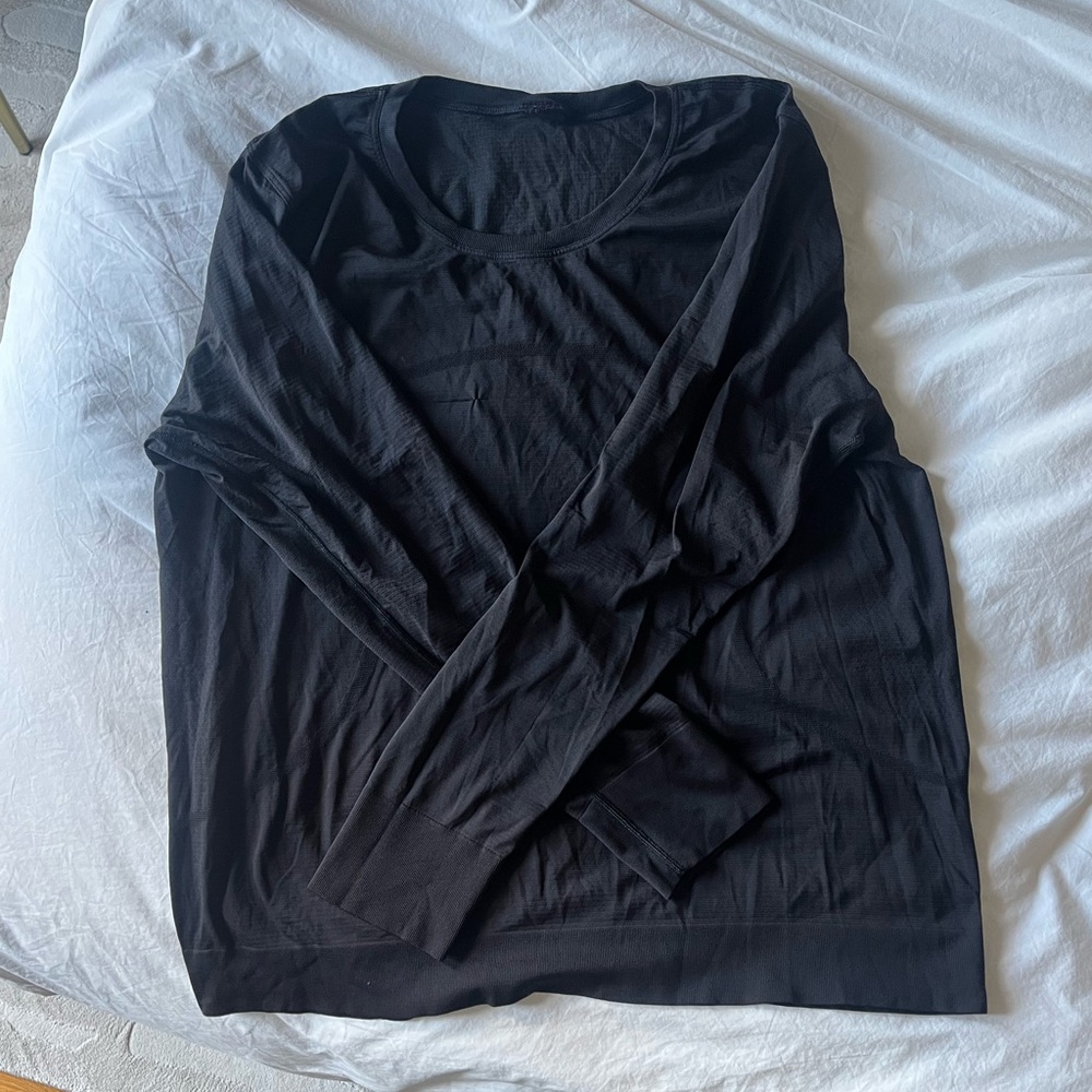 Lululemon top